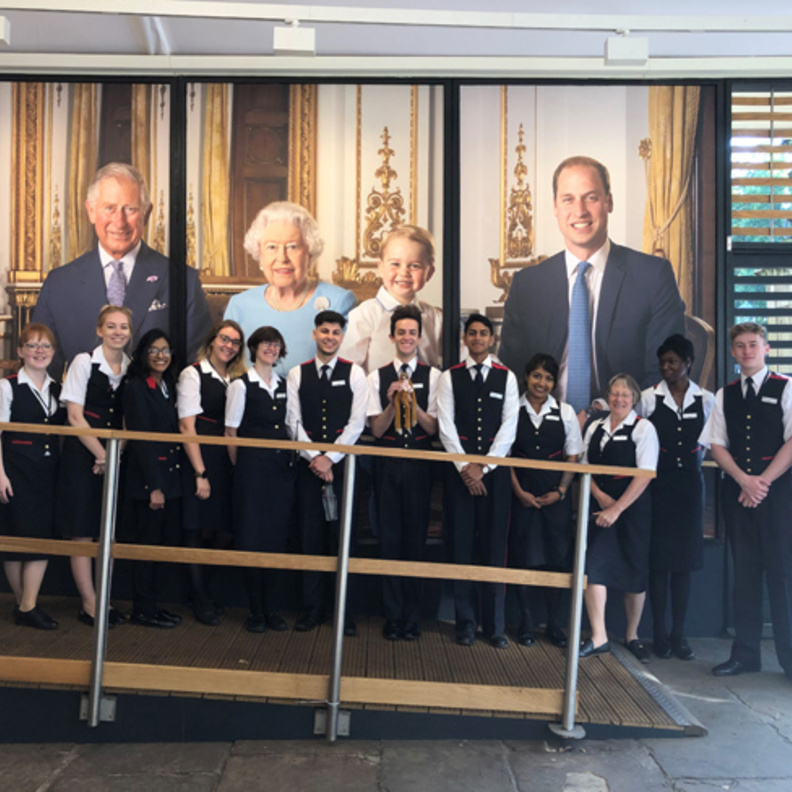 إعادة الدمية للطفلة في أستراليا