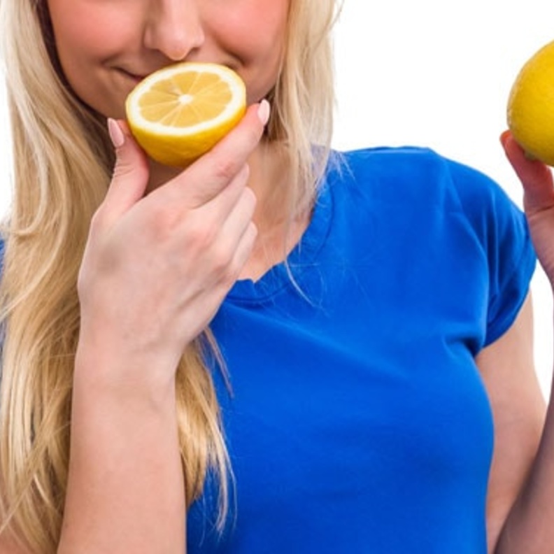  استنشاق رائحة الليمون يسبب الشعور بالرشاقة