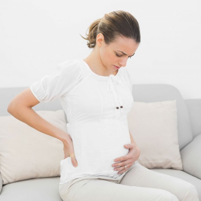 اسباب تحجر بطن الحامل في الشهر الثالث