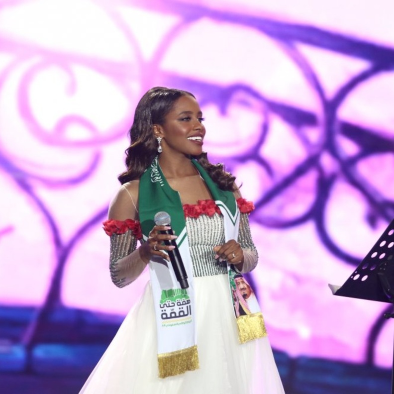 داليا مبارك