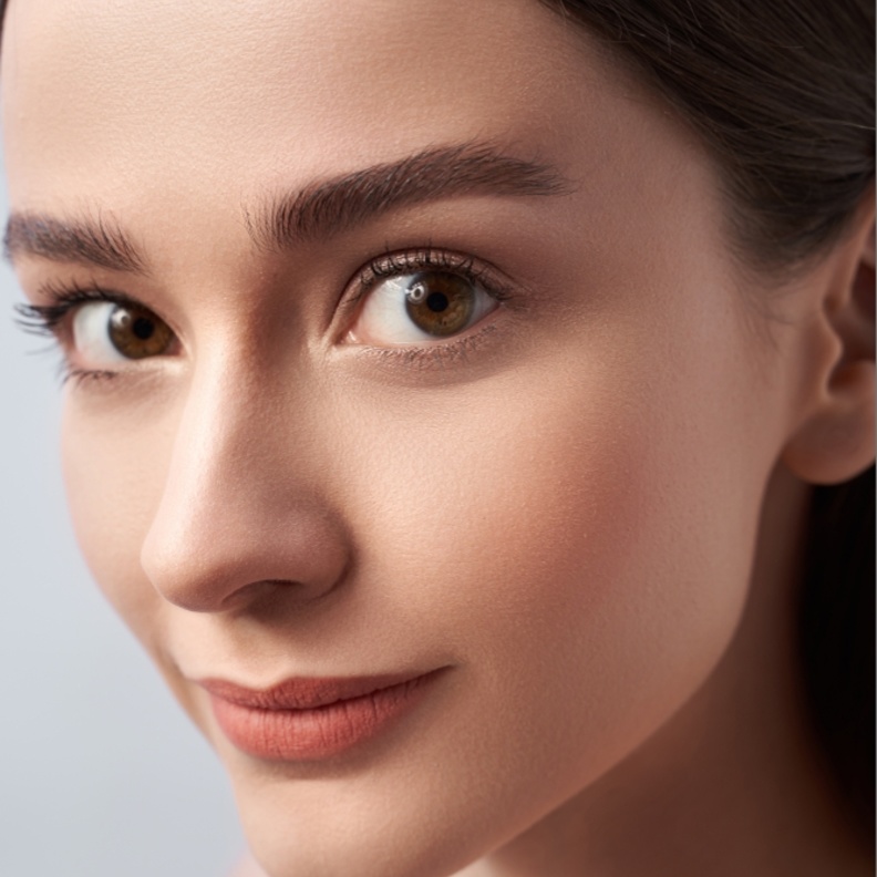 استخدمي ماسك الطماطم للحد من انتاج الزهم والبشرة الدهنية