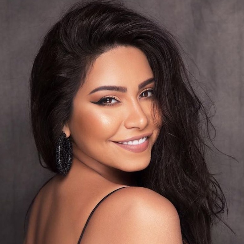 شيرين عبد الوهاب في اطلالة سابقة لها