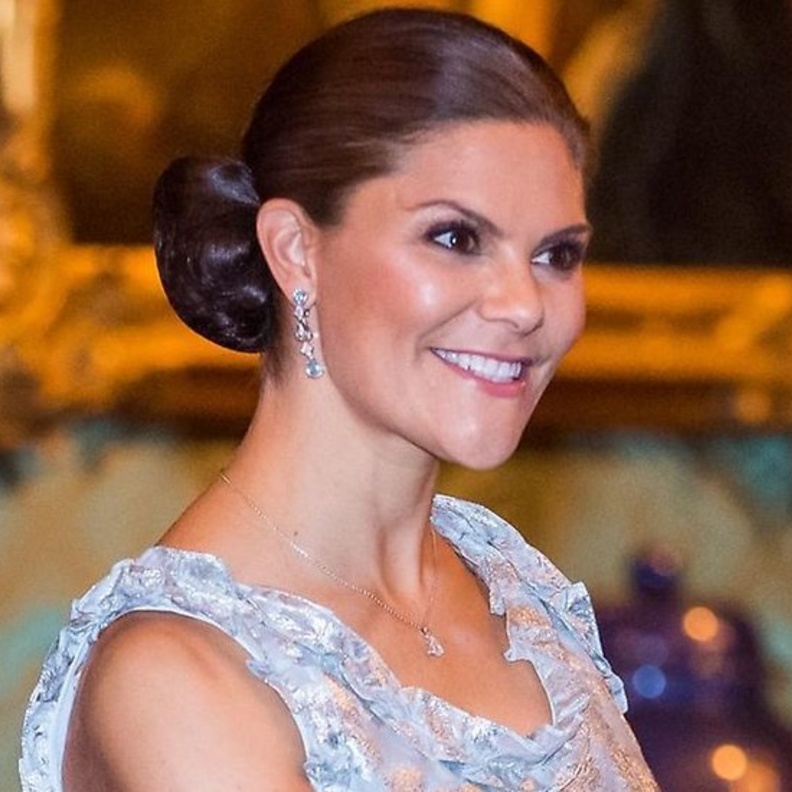 ملك السويد يستقبل 200 ضيف في العشاء الملكي