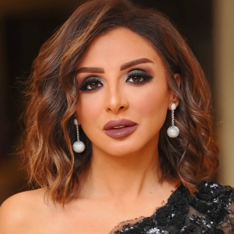 مكياج خليجي جذاب بأسلوب الفنانة احلام