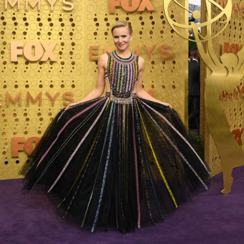 كريستين بيل متألقة بتصميم ديور