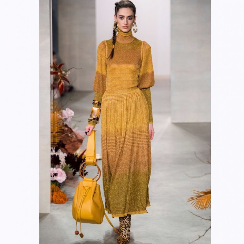 ألوان فساتين خريف وشتاء 2020