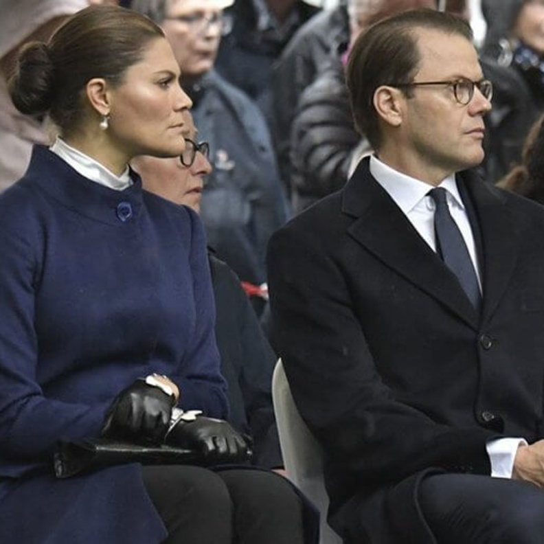 الأميرة فيكتوريا والأمير دانيال يشاركان في إحياء ذكرى غرق العبارة MS Estonia