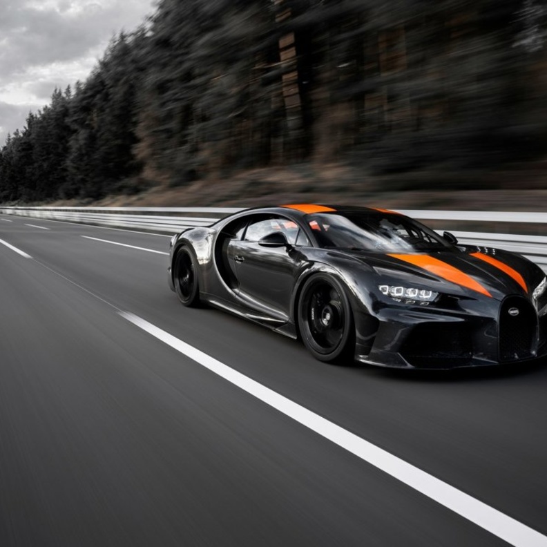 بوغاتي تكشف عن "Chiron Super Sport 300+" المحدودة الإصدار وبسعر يبدأ من 58.12 مليون ريال سعودي