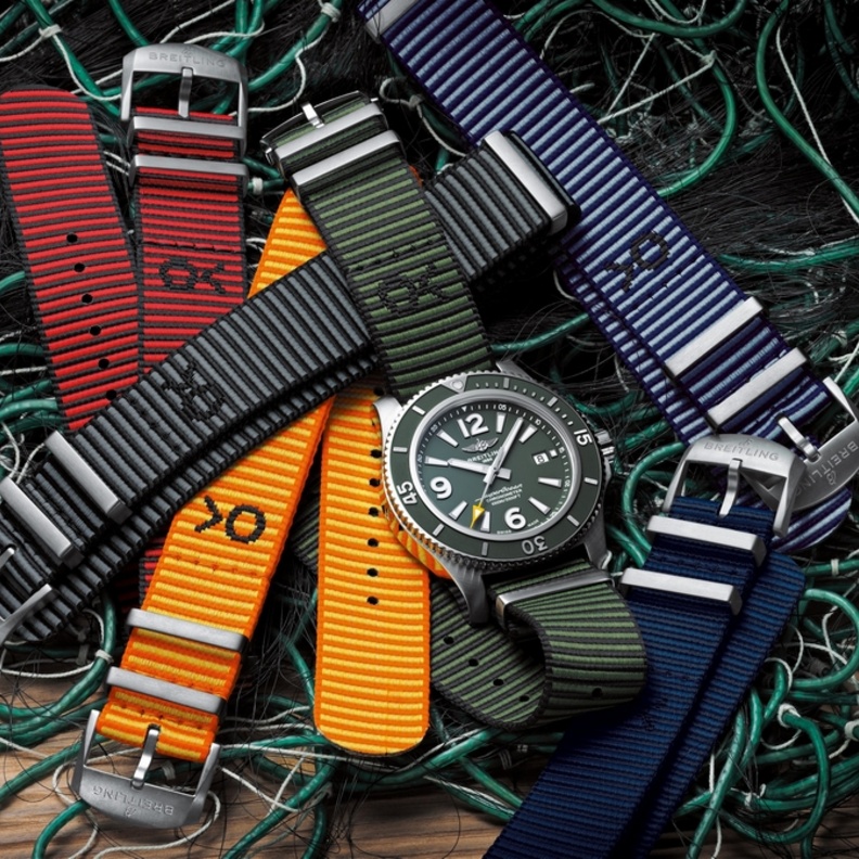 أول مجموعة من سوارات ناتو المصنوعة من خيط إيكونيل (ECONYL®) الذي ابتكرته أوتيرنون Outerknown