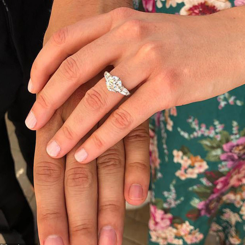 خاتم خطبة الأميرة بياتريس