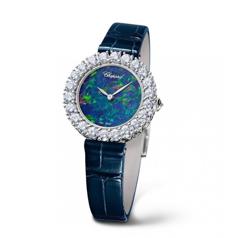 ساعة من كارتييه Cartier