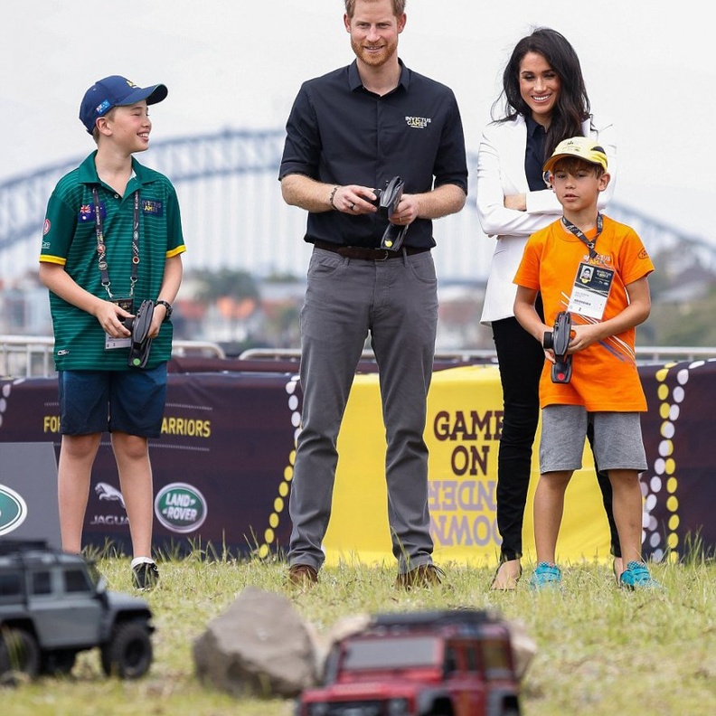 ميغان ماركل استقلت سيارة بريطانية مؤمنة