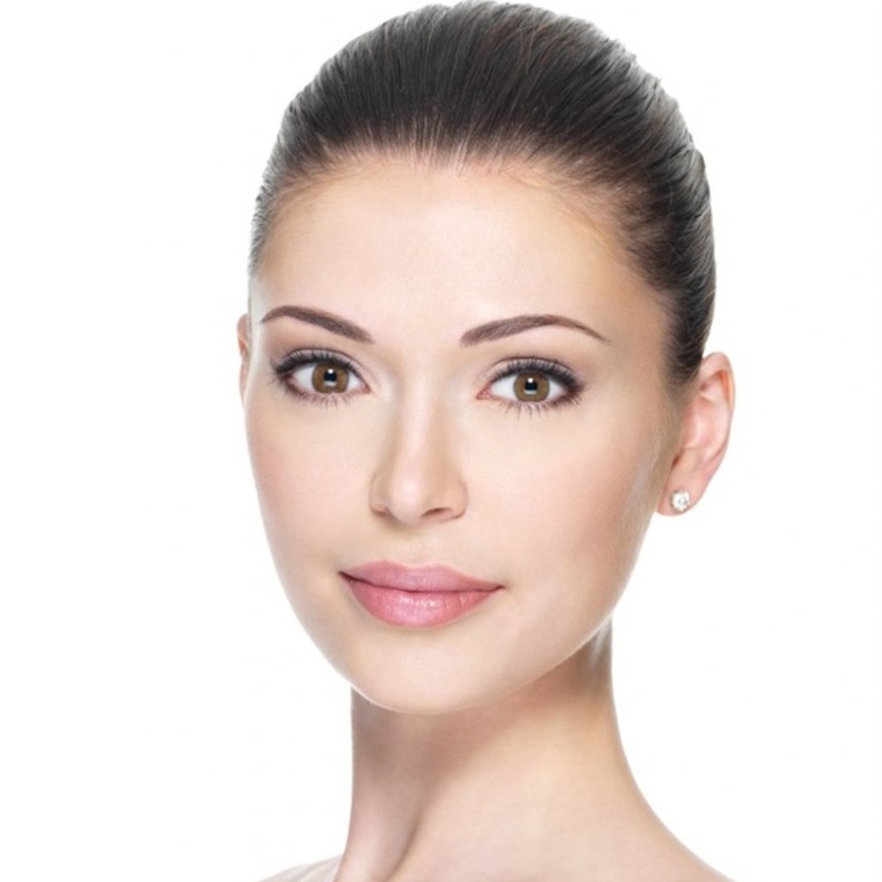 مطحون الشوفان من المكونات الفعالة مع الصبار لتقشير الوجه