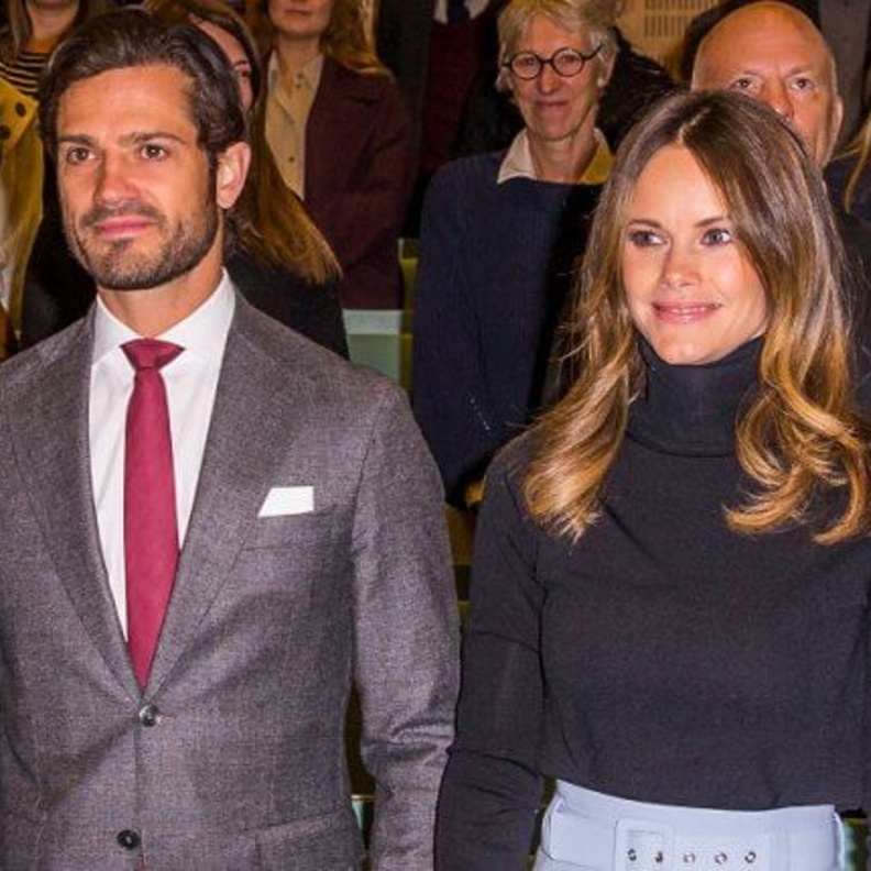  الأمير فيليب عاني من مشكلة عسر القراءة في الصغر