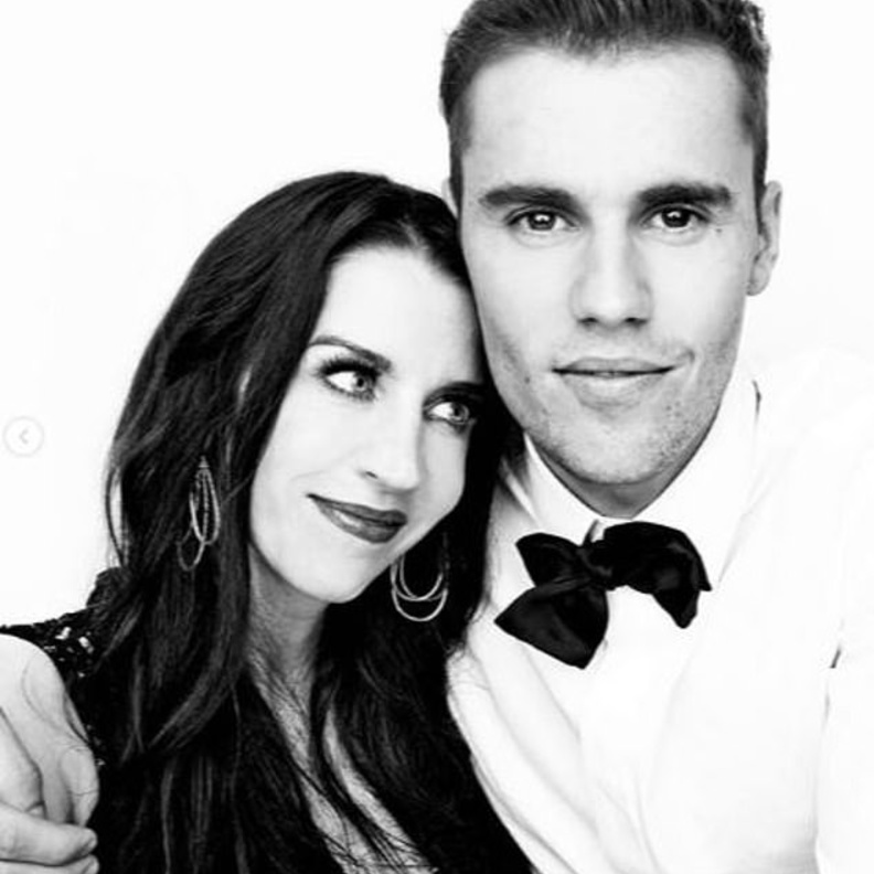 جاستن بيبر و أمه 