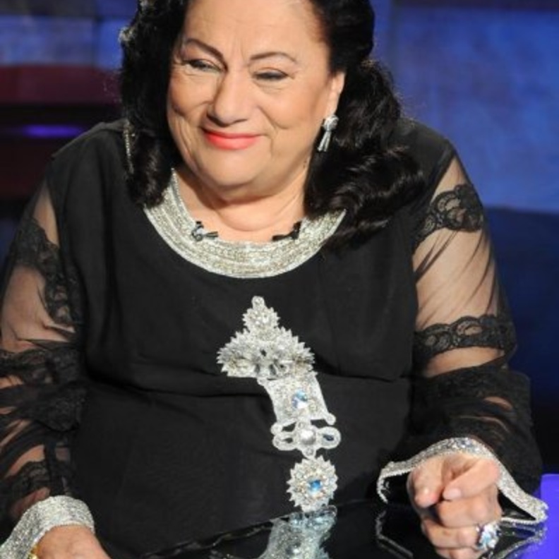 اعتماد خورشيد 