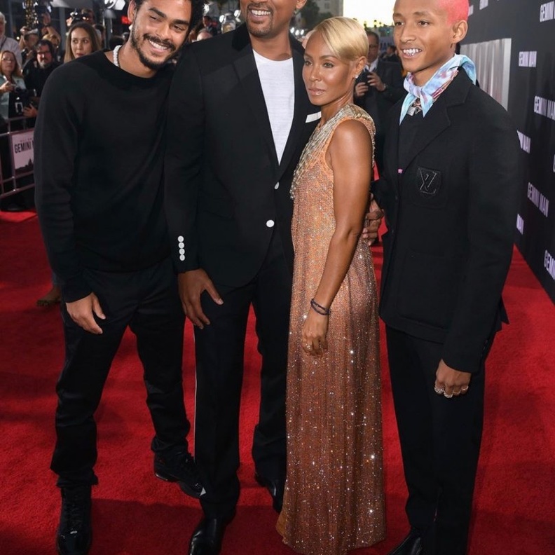 ويل سميث برفقة عائلته خلال عرض فيلمه الجديد Gemini Man في هوليوود