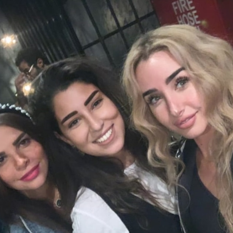 هنا الزاهد وايتن عامر