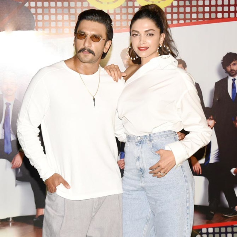 رانفير سينغ وديبيكا بادوكون في حفل انتهاء تصوير فيلم 83