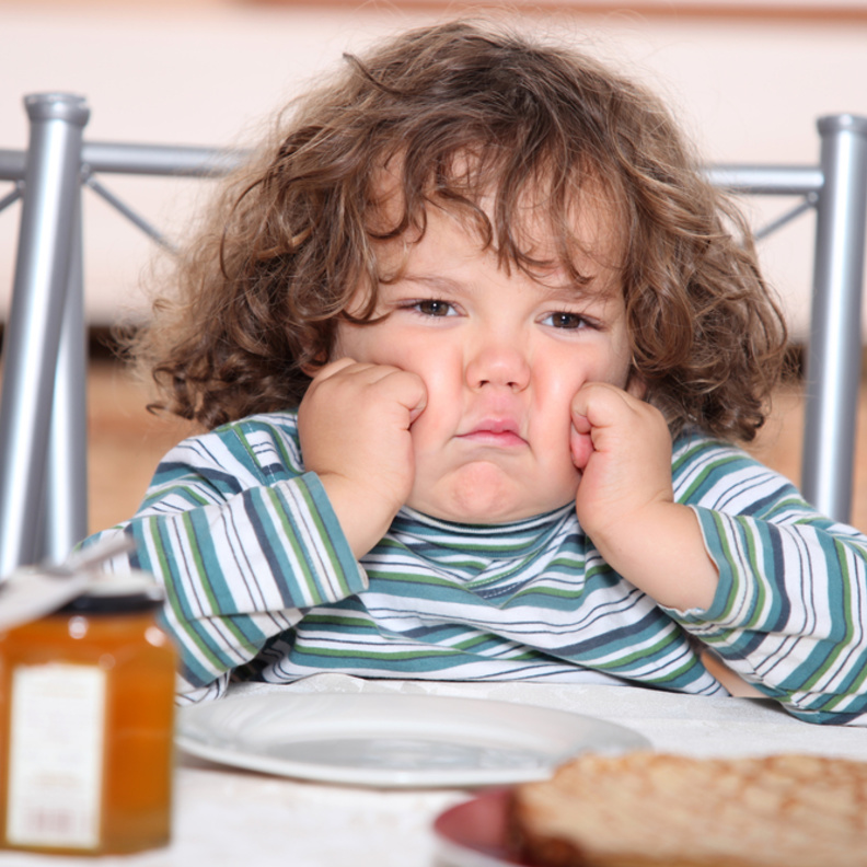 مخاطر سمنة الأطفال ونصائح طبية للقضاء عليها  