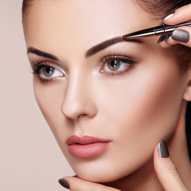 احدث اشكال رسمات حواجب موضة خريف 2019