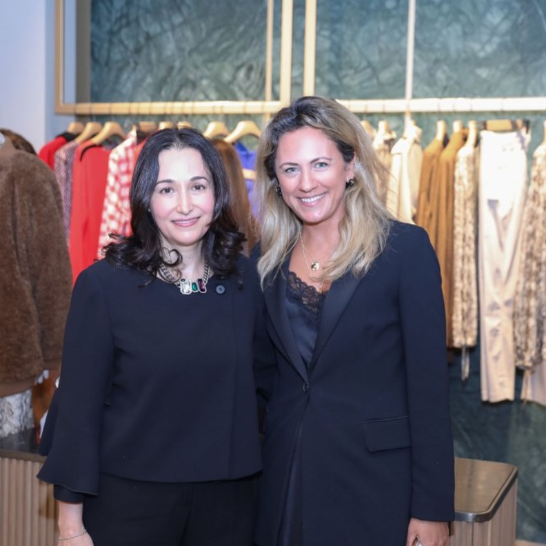 رئيسة التحرير مي بدر  ومنسقة أزياء مارينا رينالدي راكيل فانتورا