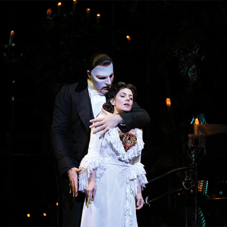 مسرحية "ذا فانتوم أوف ذا أوبرا" التي ستعرض في دبي أوبرا