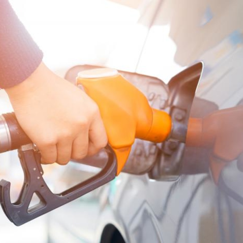 نصائح هامة لتوفير استهلاك الوقود في السيارة