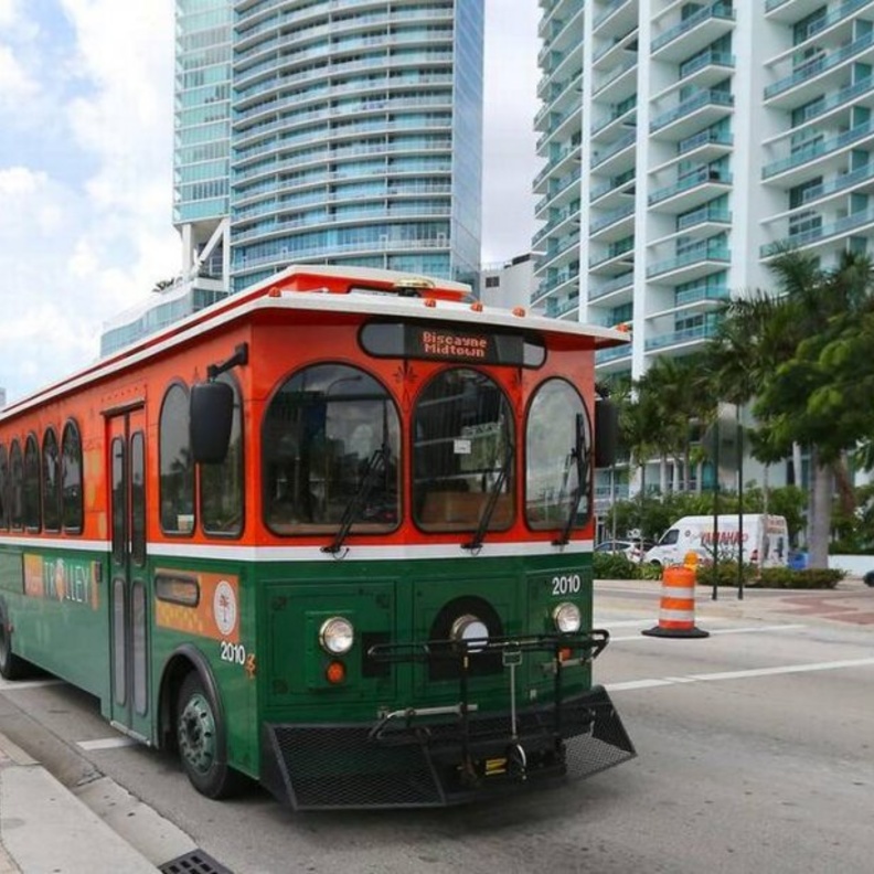Miami Trolley وسيلة ممتعة للتنقل المجاني لكنه يخدم في أماكن محدودة