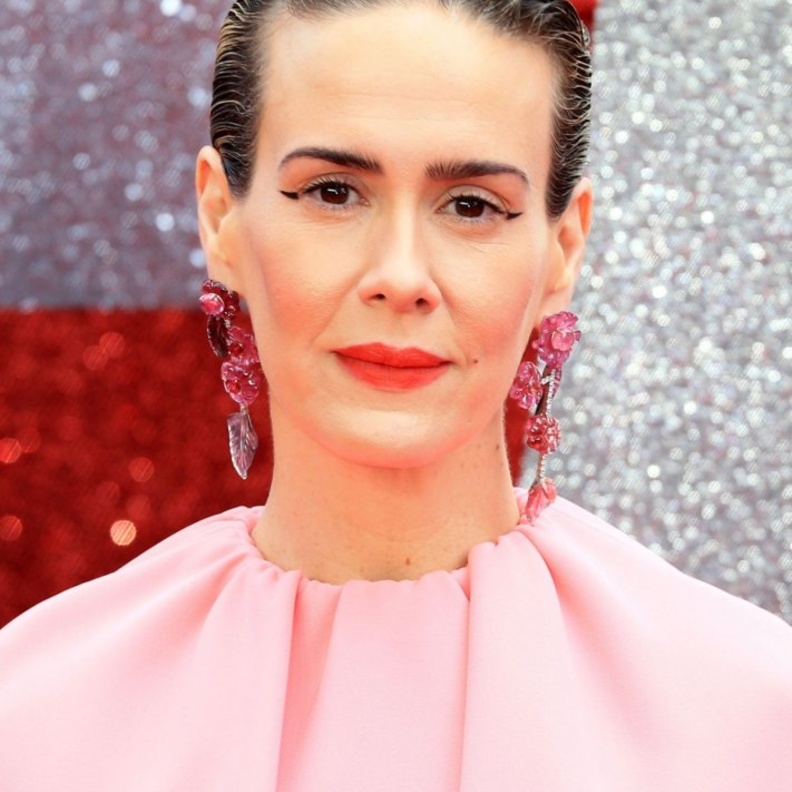 Sarah Paulson مجلة هي