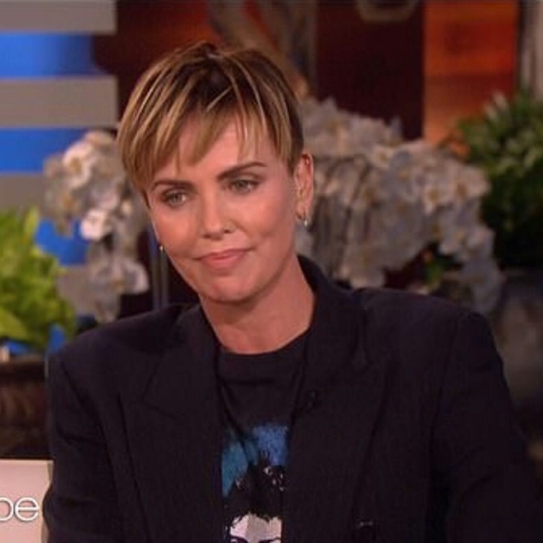 تشارليز ثيرون 