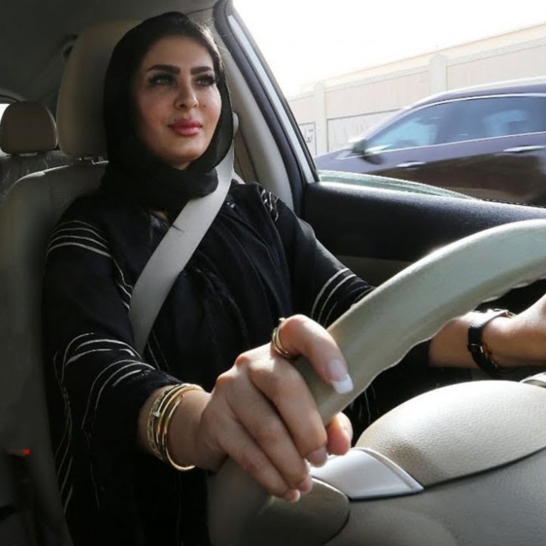 نصائح هامة لعناية المرأة السائقة بأظافرها تعرفي عليها