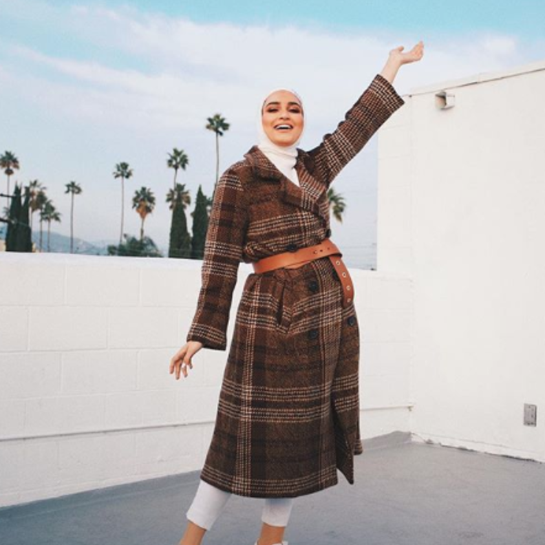 معطف طويل من  Bottega Veneta 