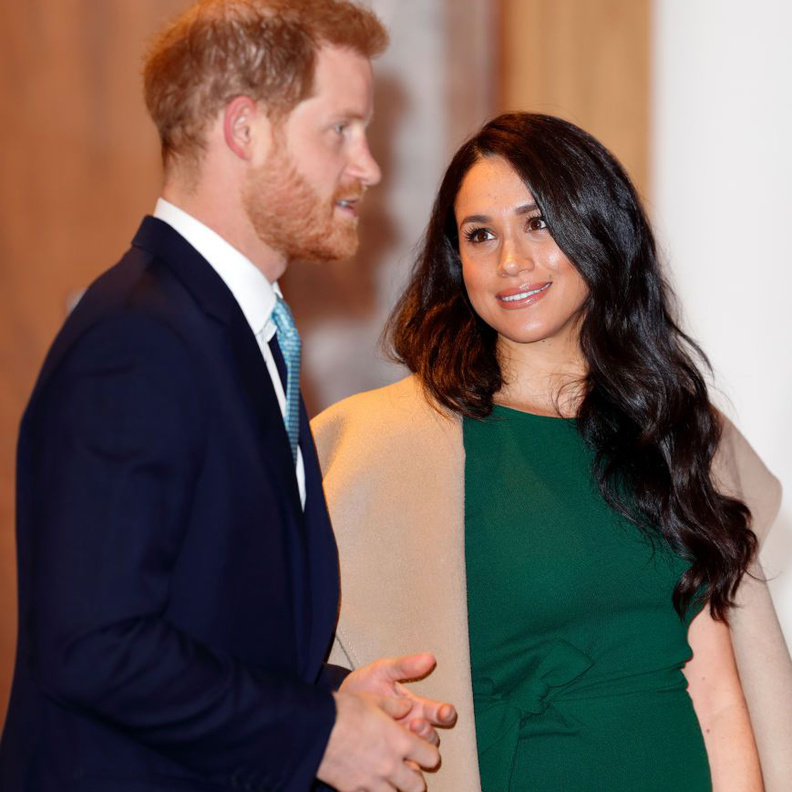 ميلا كونيس تقنع أشتون كوتشر  بالرد على اتهامات ديمي مور  بنشر سيرته الذاتية: