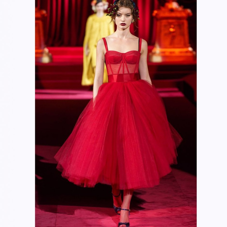 فستان سهرة كلوش من Andrew Gn