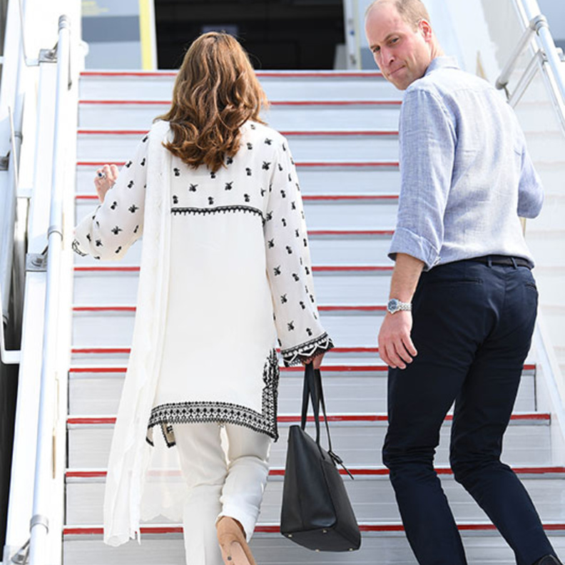 الأمير وليام كان يمازح الوفد المرافق له في اللحظات العصيبة