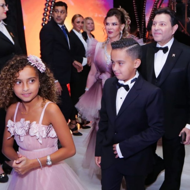 حفيدا هاني شاكر في احدث ظهور