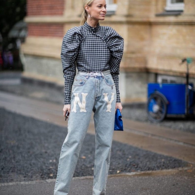 بوديسوت سوداء من  Alaïa 