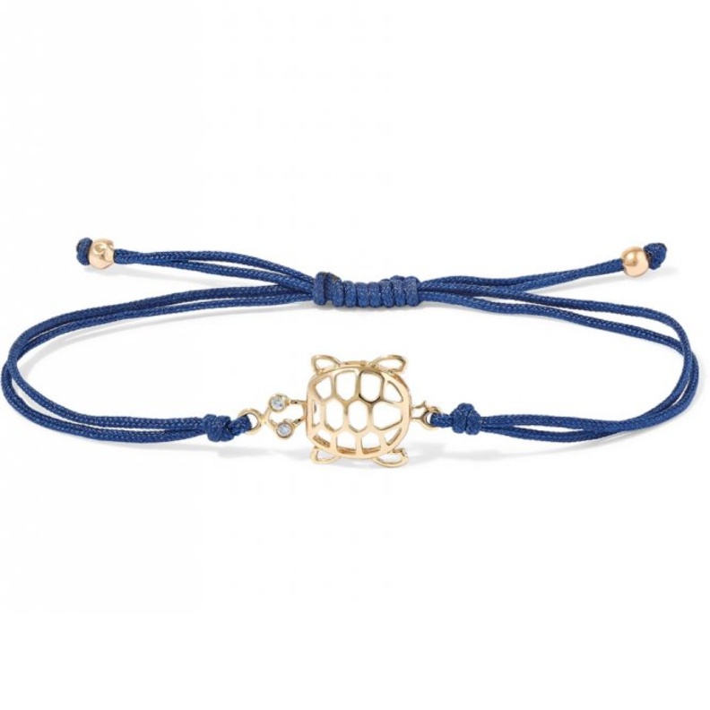 تصميم سوار خيط ايقوني من Cartier بتعليقة ذهب من مجموعة Love