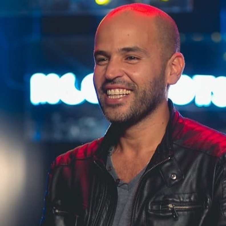 الفنان أبو يطرح اغنية "حبيبي يا ليل" 