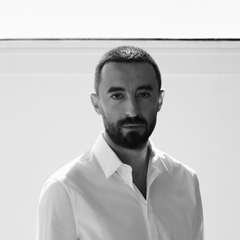 والتر كيابوني المدير الإبداعي الجديد للعلامة الإيطالية Tod's