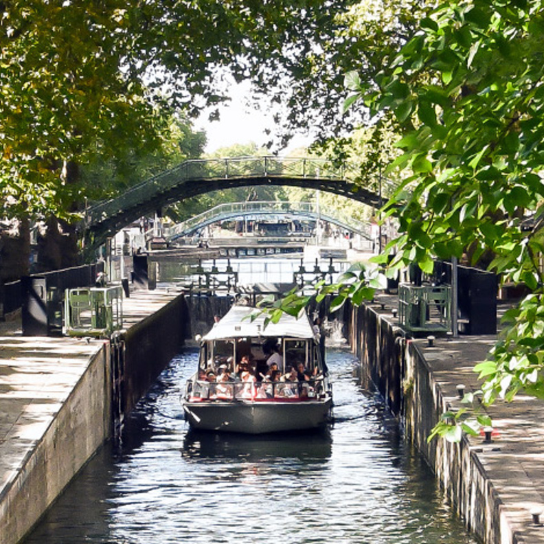 إحجز مسبقًا لضمان زيارة الوجهات المشهورة في باريس