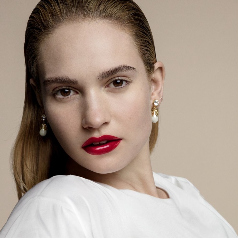 "العطر مهم في حياتي لأنه يثير الذكريات بقوة ويلهم الأحاسيس"