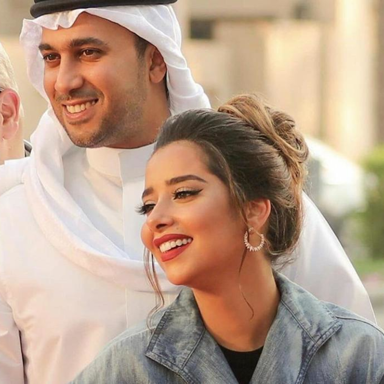 زوج بلقيس يحتفل بعيد ميلادها بطريقة رومانسية