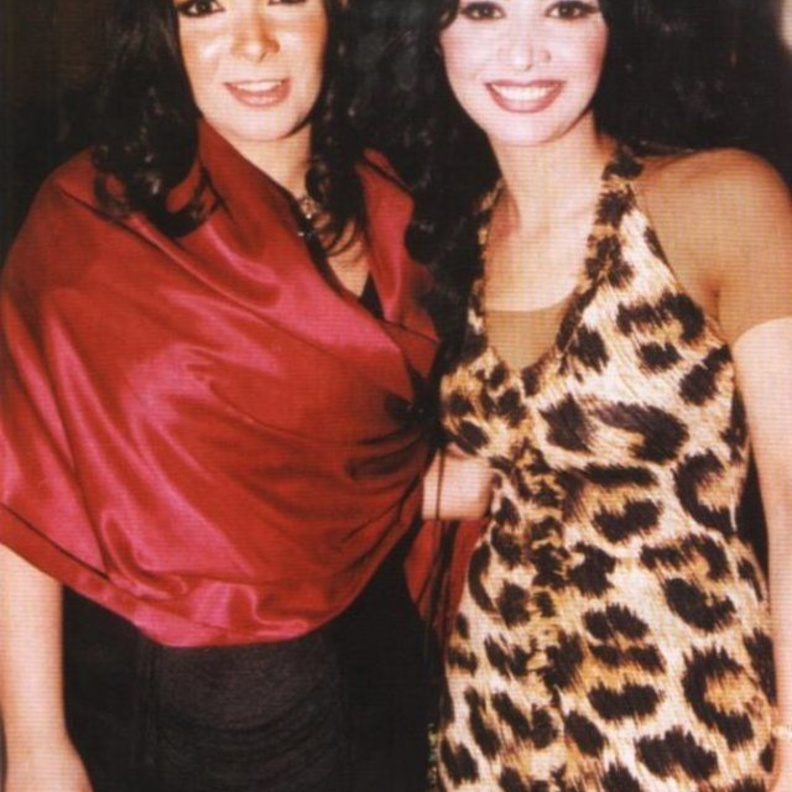 منى زكي وحنان ترك 