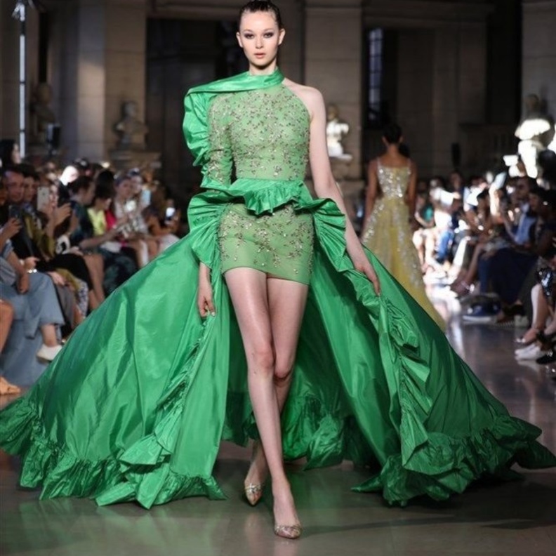  فساتين من yolancris