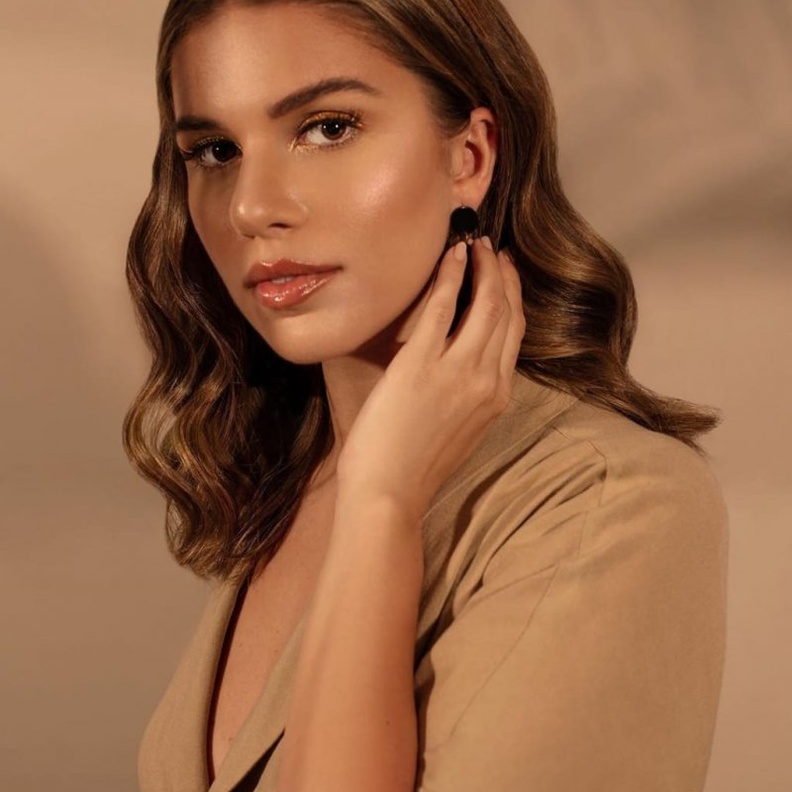 لارا اسكندر