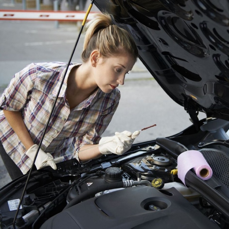 هذه هي المدة المناسبة لتغيير زيت محرك السيارة!!