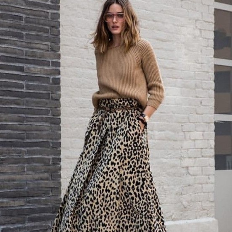 جاكيت بنقشة جلد الأفعى من ALEXACHUNG 