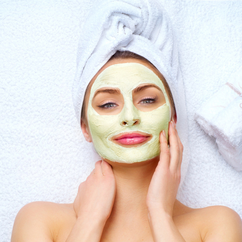  أفضل مستحضرات ماسك ترطيب البشرة للخريف والشتاء